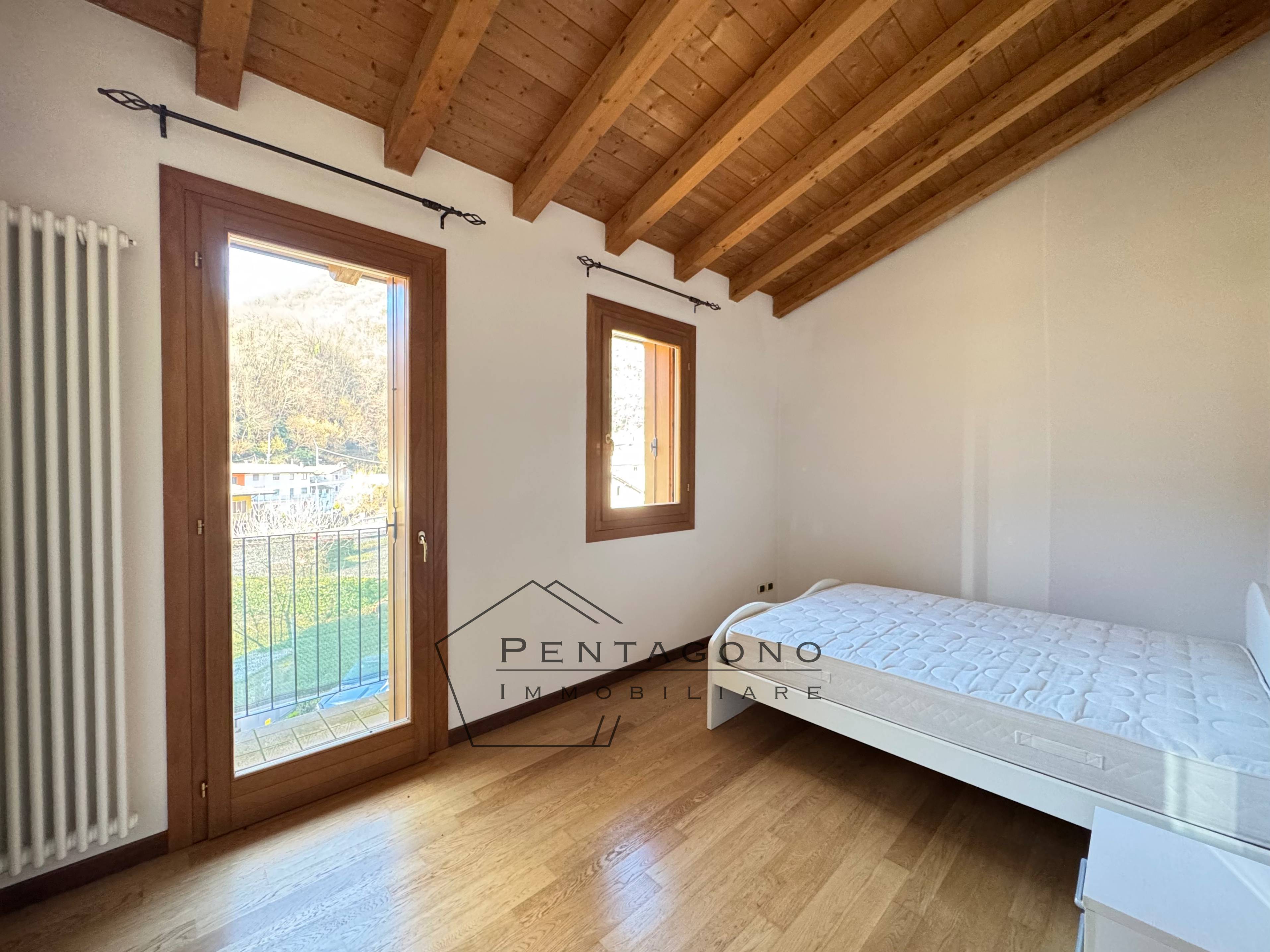 Casa accostata San Pietro Mussolino 12