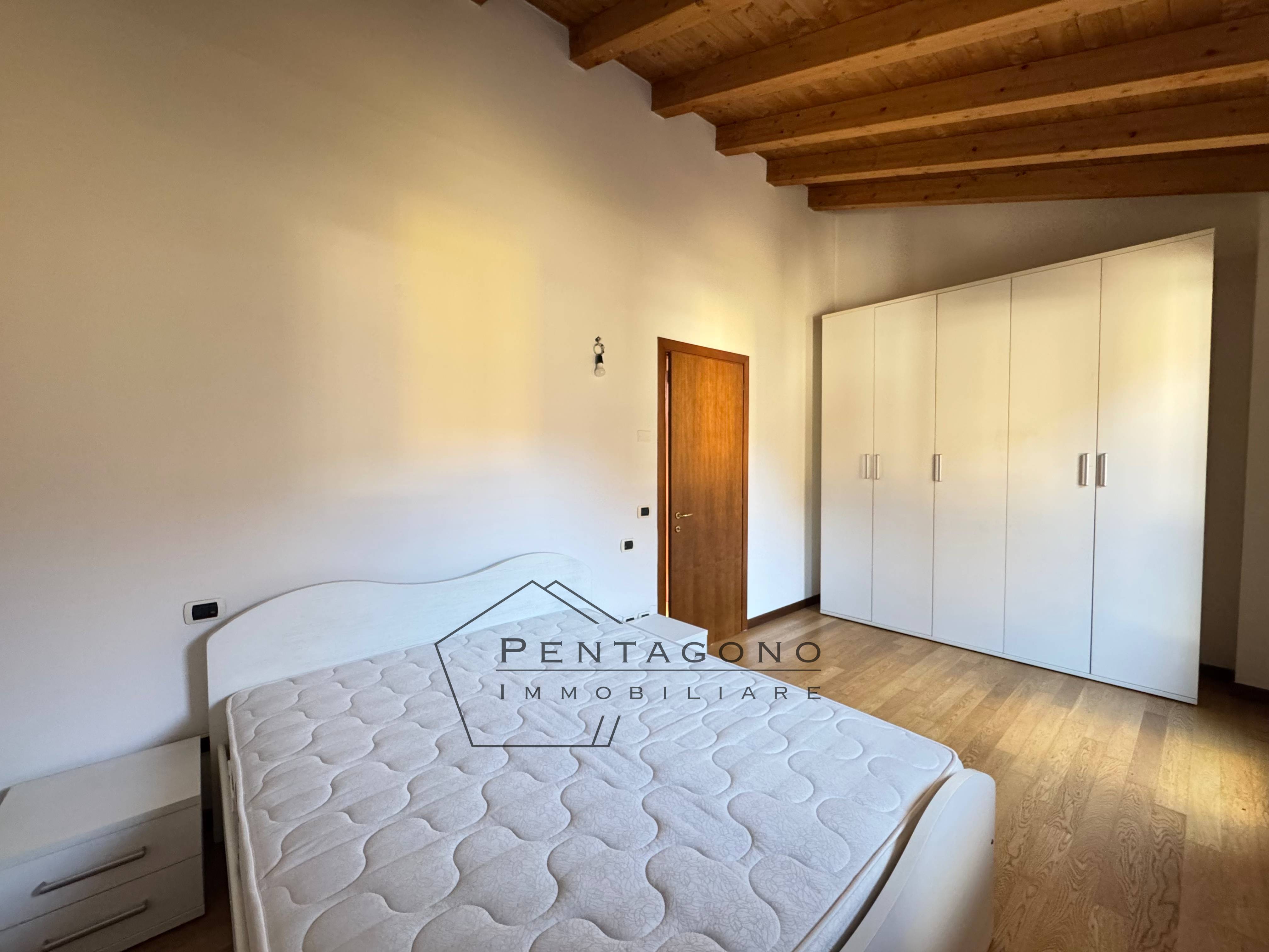 Casa accostata San Pietro Mussolino 11