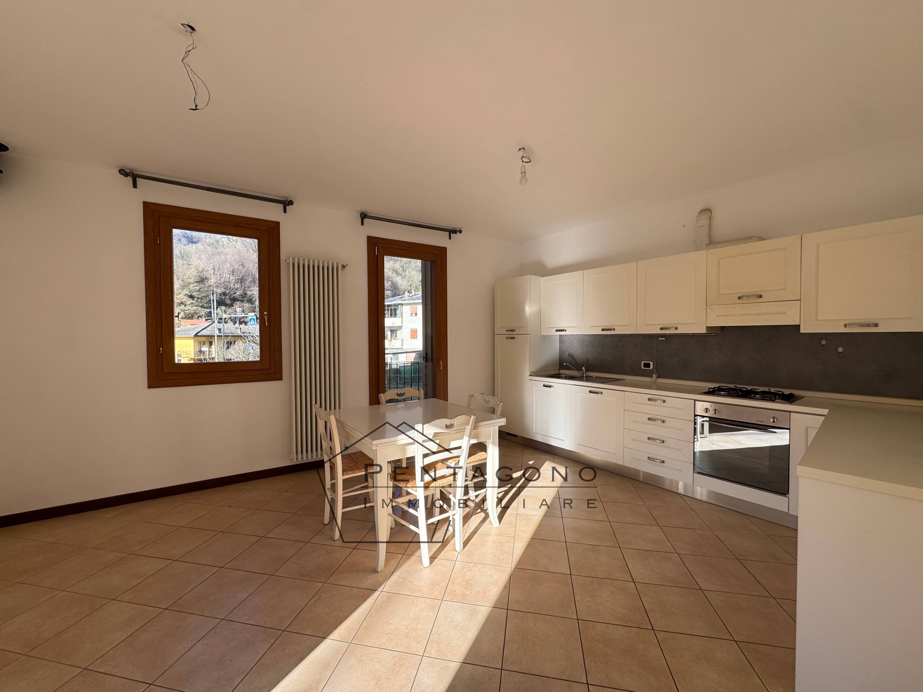 Casa accostata San Pietro Mussolino 6