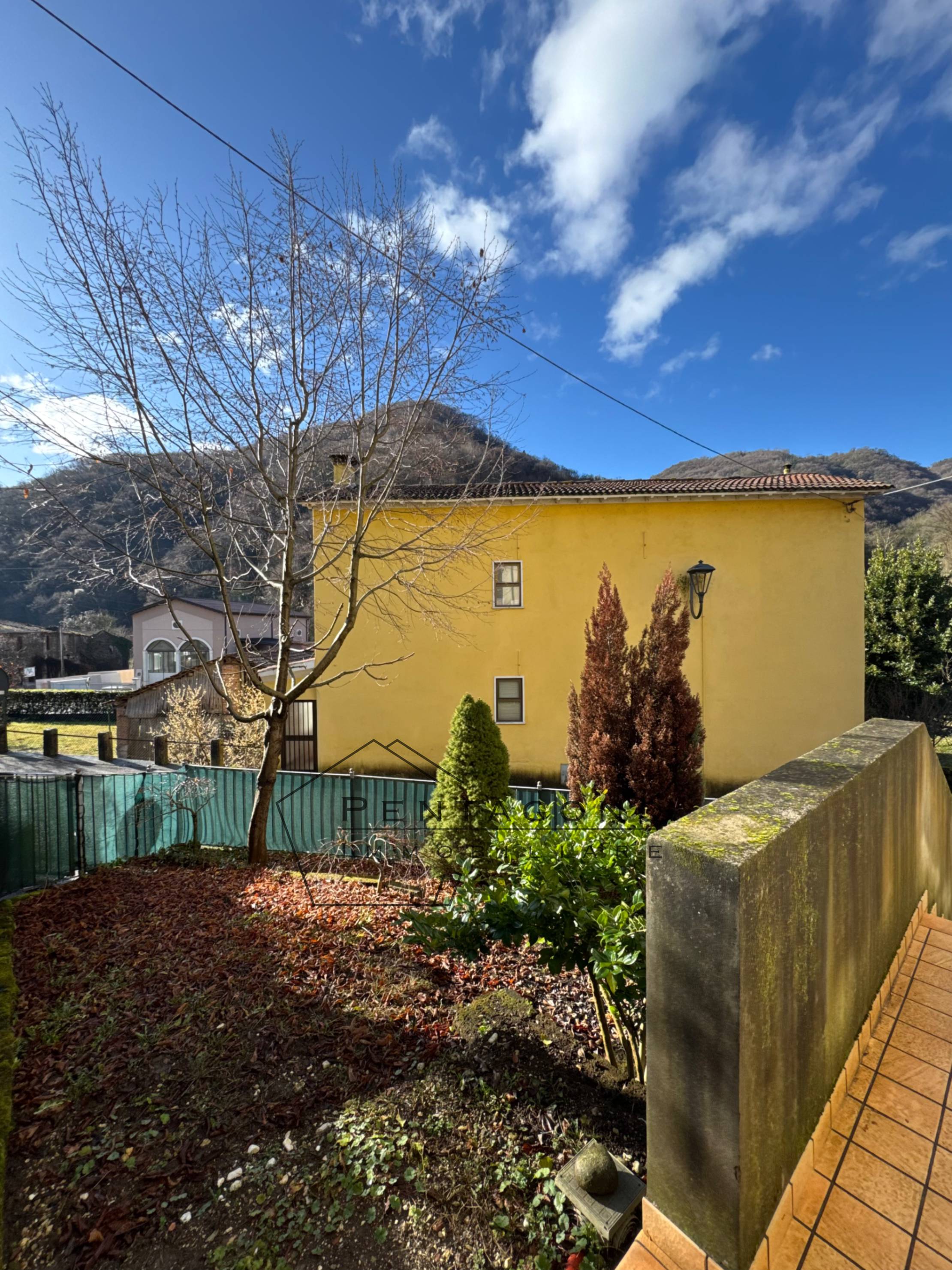 Casa accostata San Pietro Mussolino 27