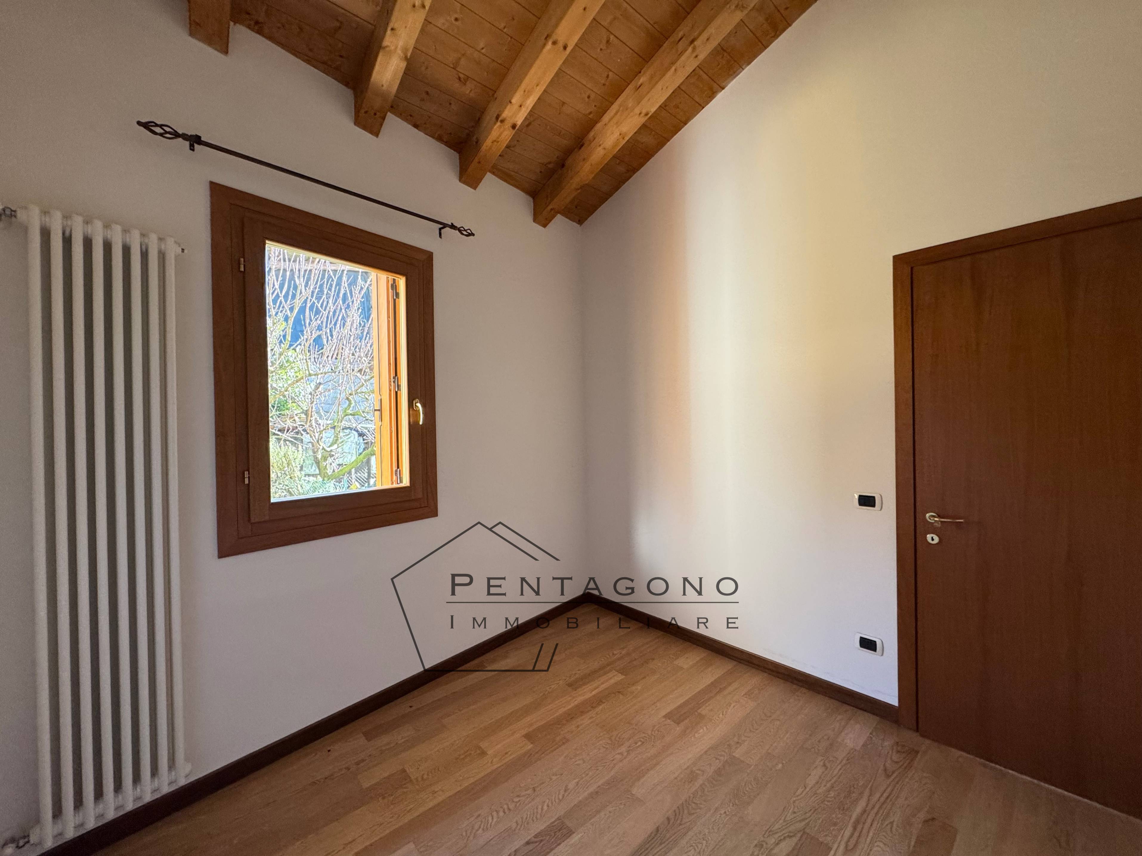 Casa accostata San Pietro Mussolino 20