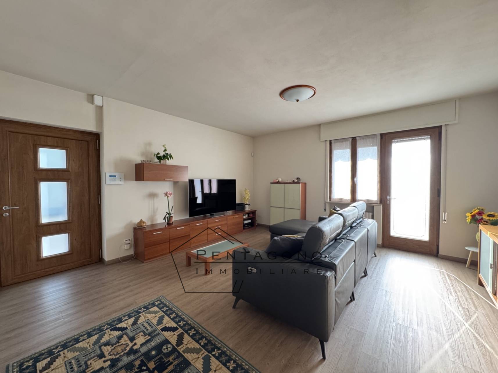 Casa accostata Castelgomberto 18